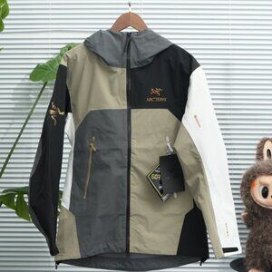 Arc'teryx x Beams Beta Patchwork Embroidered Logo Hooded Hardshell jacket Sz M